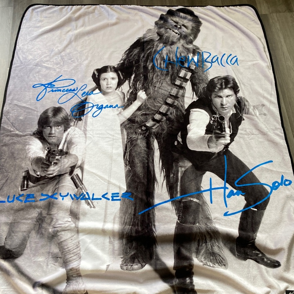 40th Anniversary Star Wars Lighweight Plush Fleece Blanket throw Signature print